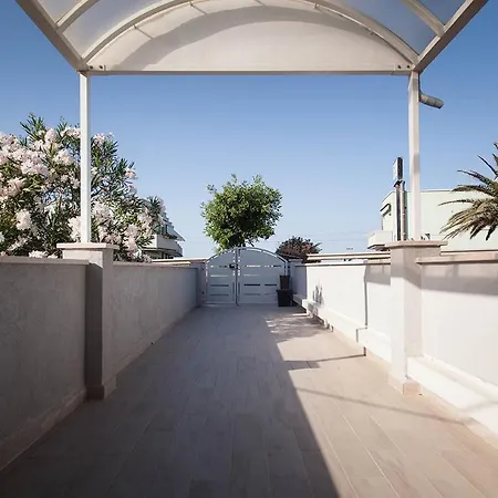 לינה וארוחת בוקר Marevista