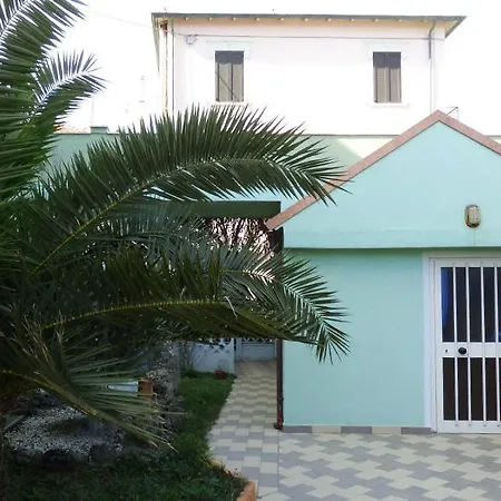 לינה וארוחת בוקר Marevista